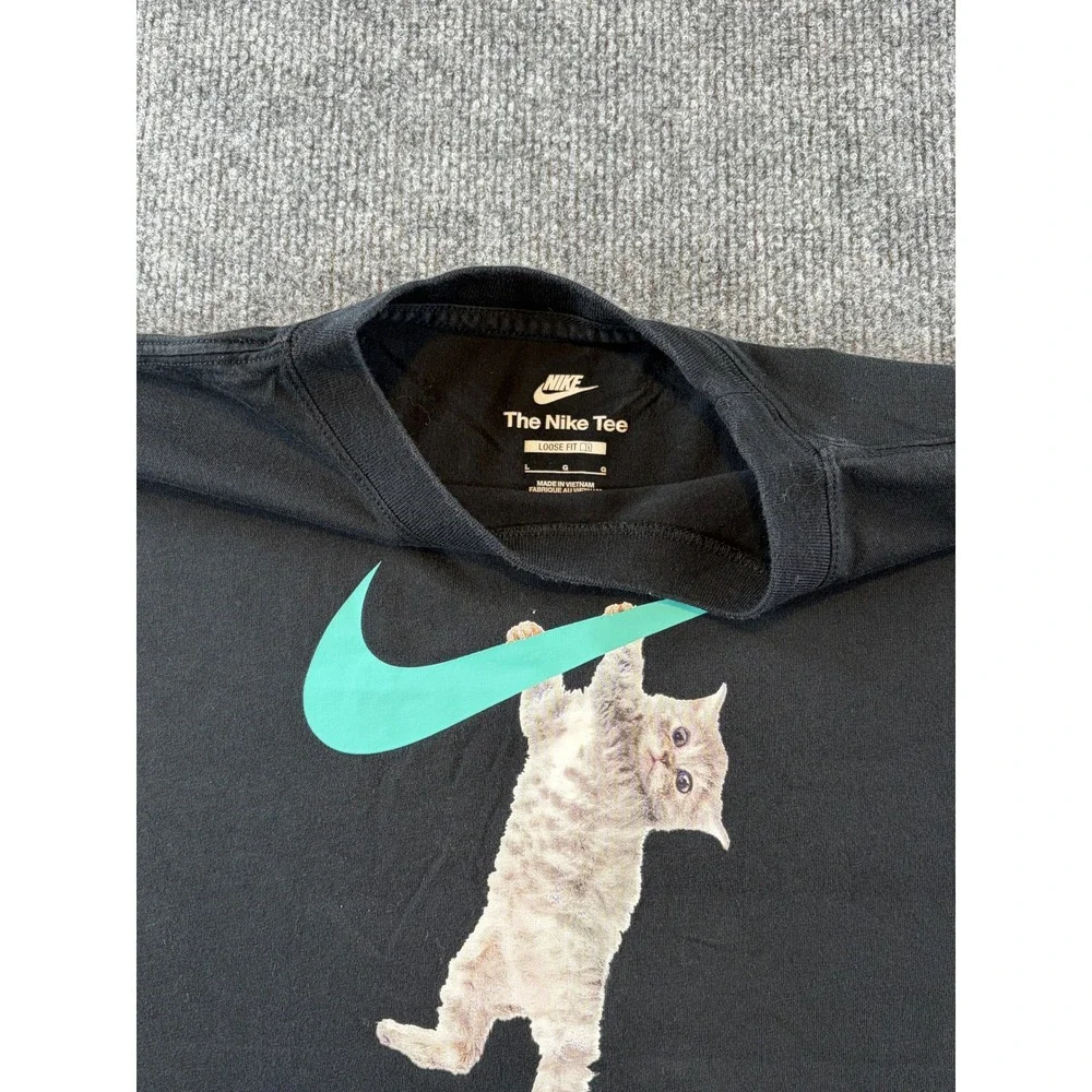 Nike graphic shirt